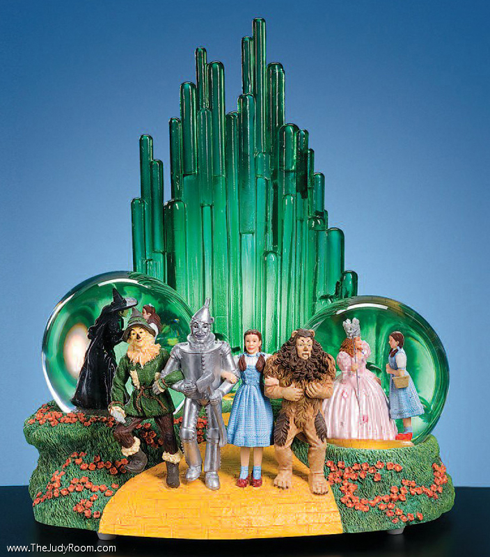 2008sfmusicboxdoubleglobe.jpg